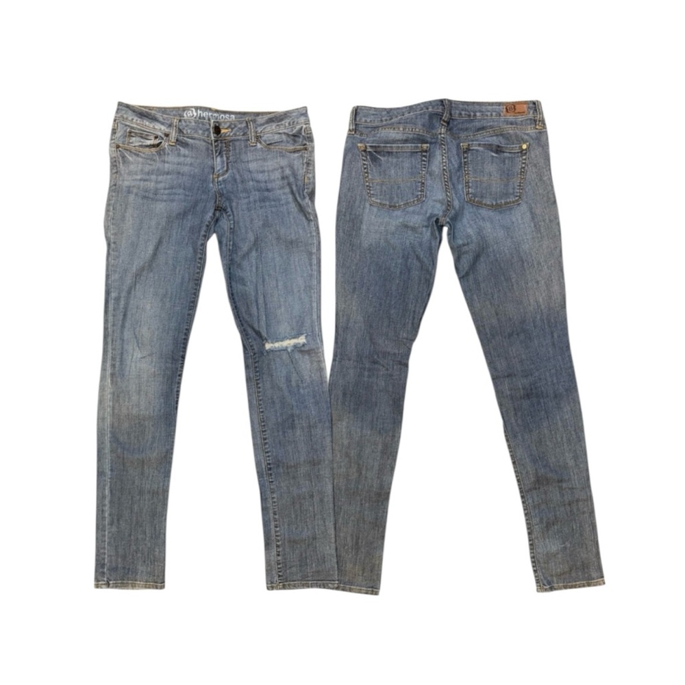 Distressed Bullhead Low Rise Skinny Jeans